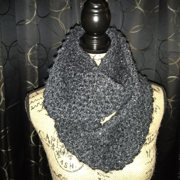 💰Infinity scarf - Picture 2 of 3